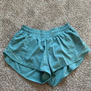 Lululemon Hotty hot shorts. NWOT
